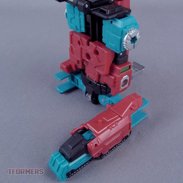 Deluxe Perceptor Convex   TFormers Titans Return Wave 4 Gallery 137 (137 of 185)